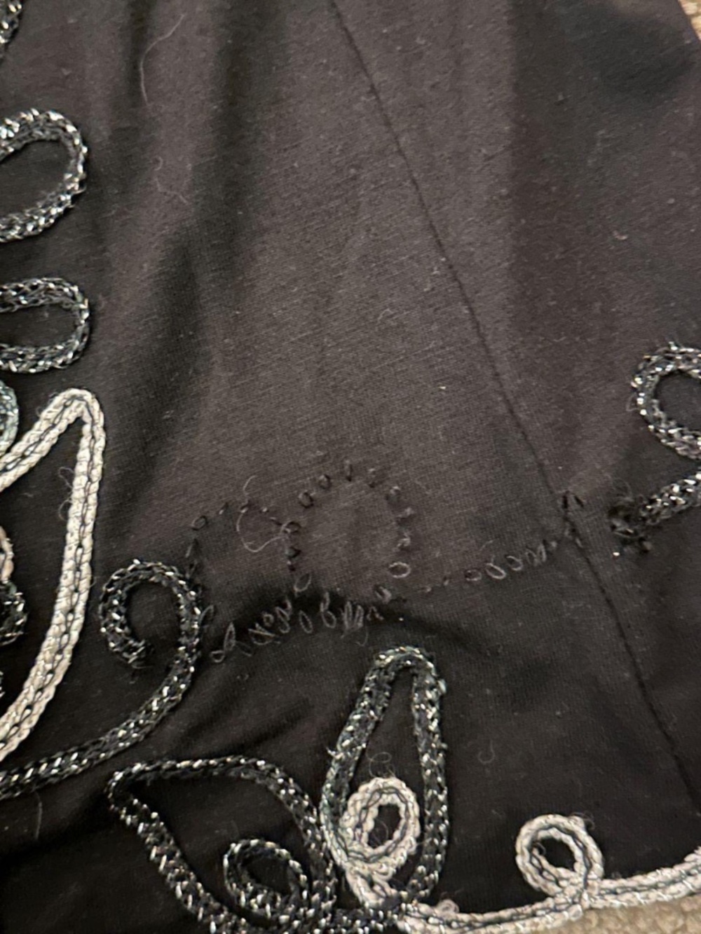 Black and White Embroidered Boho Blouse - Picture 5 of 5